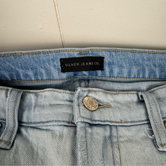 Silver Jeans Women’s Size W30 L27 90’s Boyfriend Distressed Light Wash - Picture 2 of 6